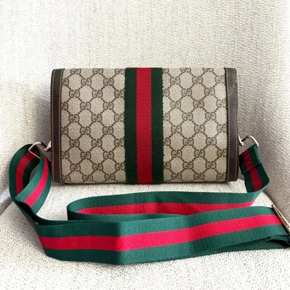 Authentic Gucci clutch converted into a crossbody bag brown monogram canvas - Picture 5 of 16